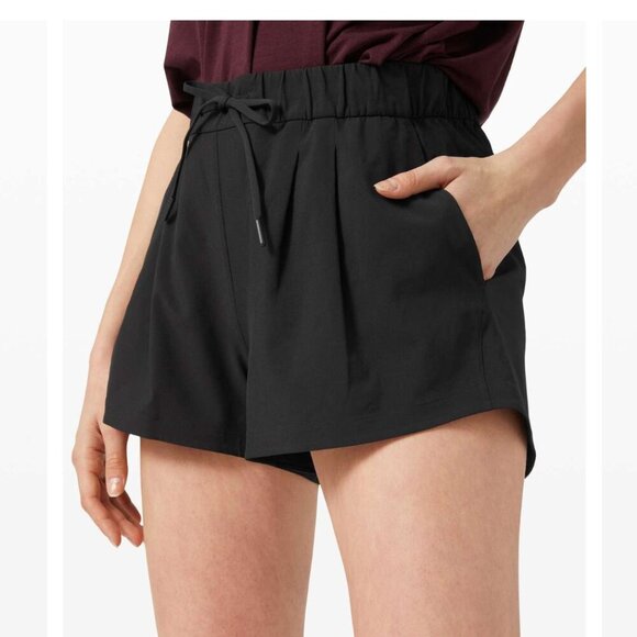 Lululemon Stroll at Sundown Short 3" - Picture 1 of 5